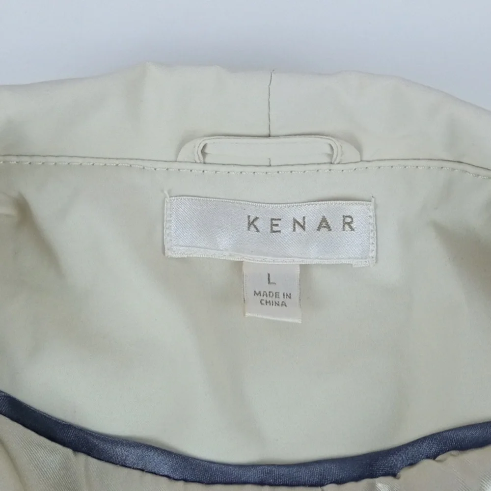 👕 Kenar Cream Ruffle Front Trench Coat with Belt - Picture 5 of 6